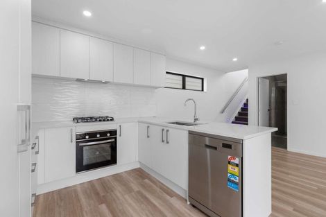 Photo of property in 60 Heybridge Street, Manurewa, Auckland, 2102