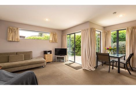 Photo of property in 21f Warrington Street, Mairehau, Christchurch, 8013