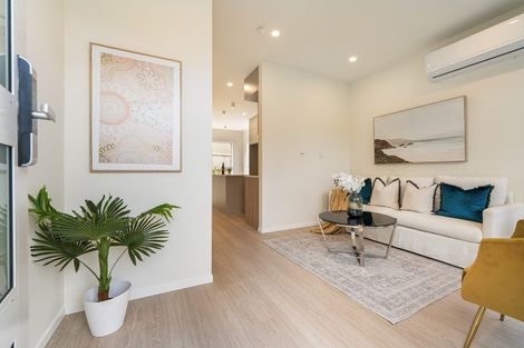 Photo of property in 6d Law Street, Torbay, Auckland, 0630