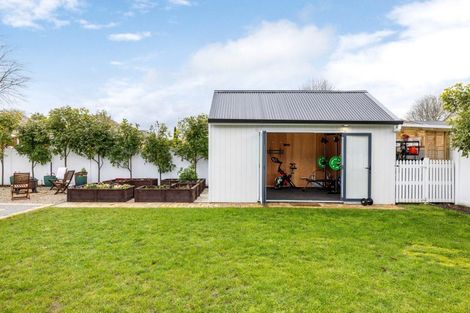 Photo of property in 114 Victoria Street, Cambridge, 3434