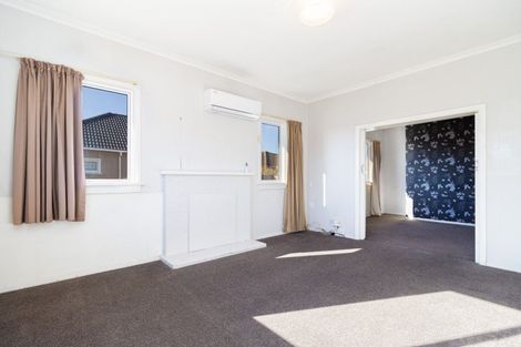 Photo of property in 11 Cochrane Street, Fairy Springs, Rotorua, 3015