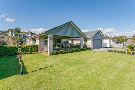 Photo of property in 87 Greenhills Drive, Coromandel, 3506