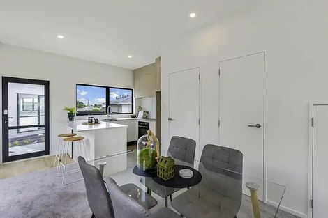 Photo of property in 11e Barrie Avenue, Papatoetoe, Auckland, 2025