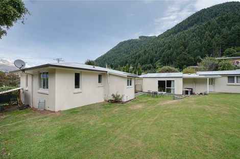 Photo of property in 17 Sawmill Road, Queenstown, 9300