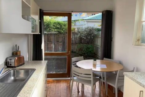 Photo of property in 178 Tasman Street, Mount Cook, Wellington, 6021