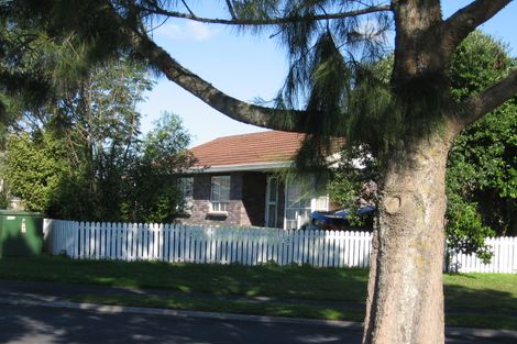 Photo of property in 31 Maygrove Drive, Orewa, 0931