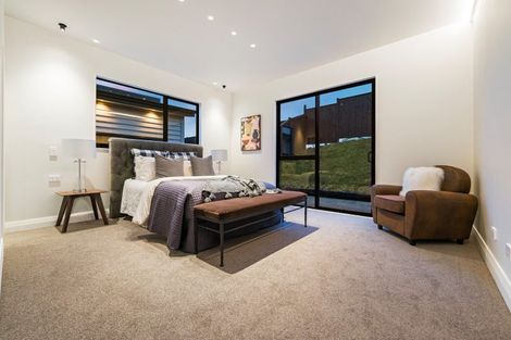 Photo of property in 28 Evergreen Parade, Rosehill, 2113