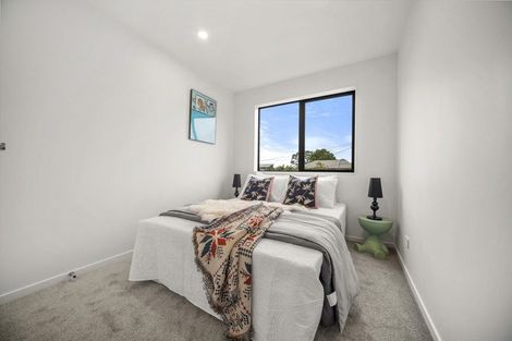 Photo of property in 21a Hillcrest Avenue, Hillcrest, Auckland, 0627