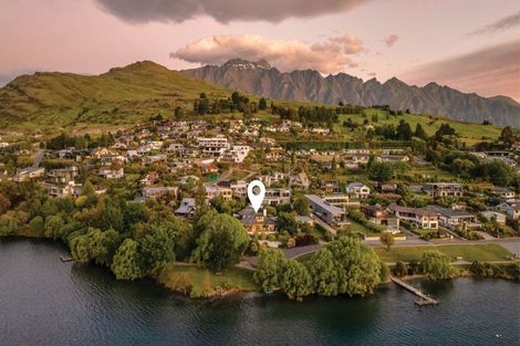 Photo of property in 45 Bay View Road, Kelvin Heights, Queenstown, 9300