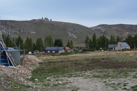 Photo of property in 21 Luge Loop, Castle Hill, 7580