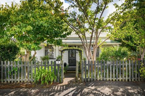 Photo of property in 9 Lambert Street, Marton, 4710