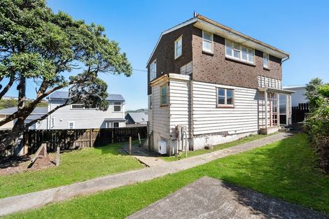 Photo of property in 18 Tukanae Street, Strathmore Park, Wellington, 6022