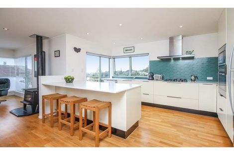 Photo of property in 11 Halder Place, Torbay, Auckland, 0632