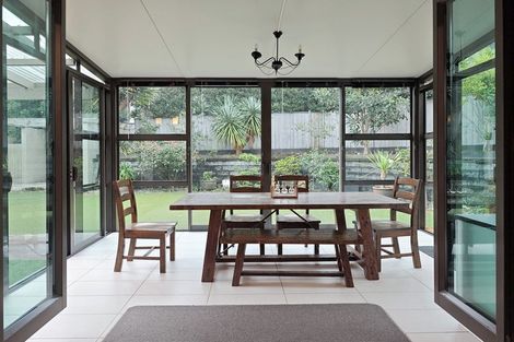 Photo of property in 4 Montrose Terrace, Mairangi Bay, Auckland, 0630