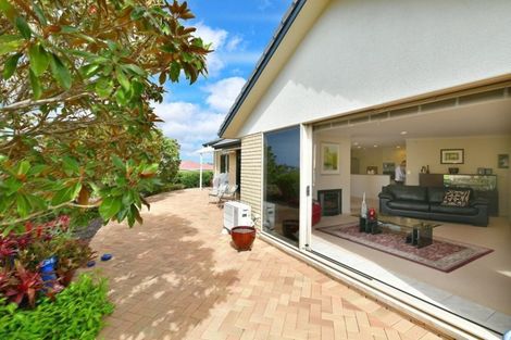 Photo of property in 25 Mariner Drive, Gulf Harbour, Whangaparaoa, 0930