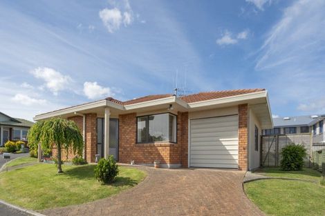 Photo of property in 32 Racecourse Way, Gate Pa, Tauranga, 3112
