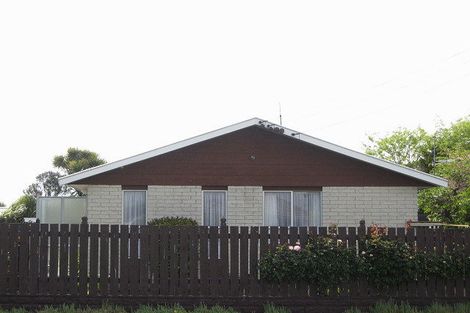 Photo of property in 216 Grimseys Road, Redwood, Christchurch, 8051
