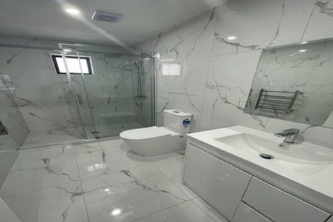 Photo of property in 105 Great South Road, Manurewa, Auckland, 2102