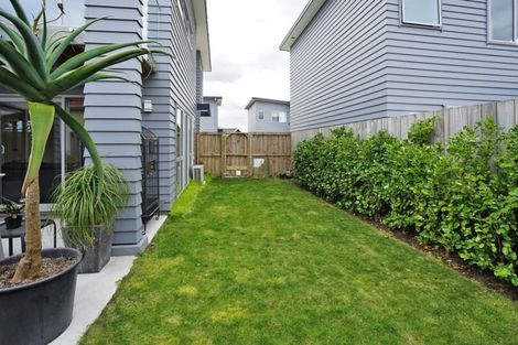 Photo of property in 13u2 Crosher Place, Silverdale, Hamilton, 3216