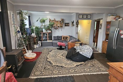 Photo of property in 11 Matai Street, Kaka Point, Balclutha, 9271