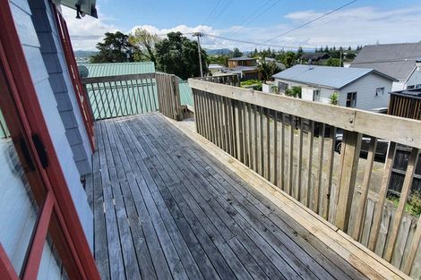 Photo of property in 39a Pohutukawa Avenue, Shelly Park, Auckland, 2014
