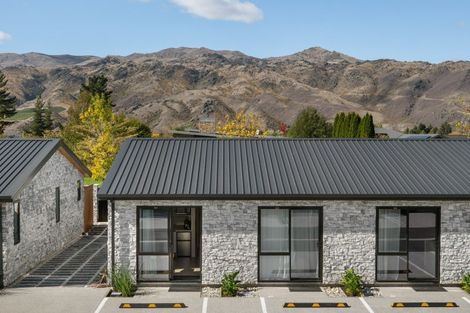 Photo of property in 43 Shortcut Road, Cromwell, 9310