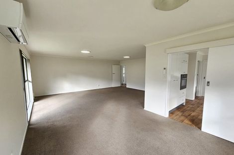 Photo of property in 15 Staithes Drive North, Whitby, Porirua, 5024