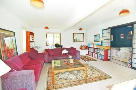 Photo of property in 24 Madison Place, Forrest Hill, Auckland, 0620