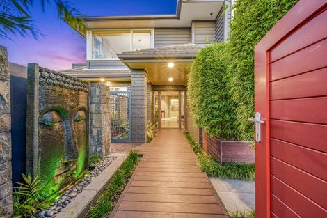 Photo of property in 1/25 Seymour Road, Mellons Bay, Auckland, 2014