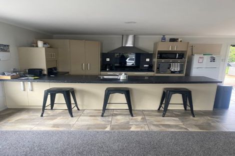 Photo of property in 14 Lewis Place, Highbury, Palmerston North, 4412