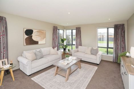 Photo of property in 18 Coachmans Road, Prebbleton, 7604