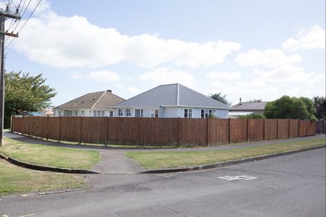 Photo of property in 577 Queen Street East, Levin, 5510