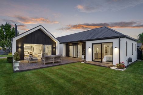 Photo of property in 38 Colwyn Street, Bryndwr, Christchurch, 8053