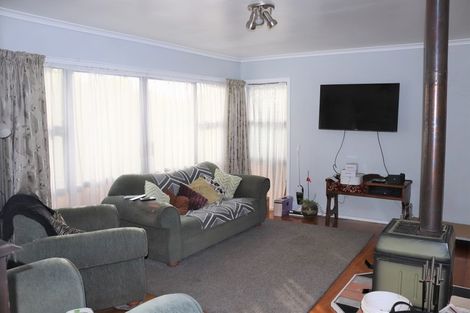 Photo of property in 15 Mcentee Street, Papakura, 2110