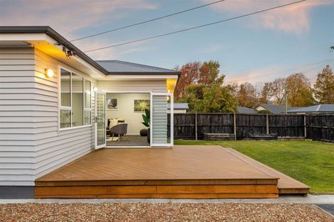 Photo of property in 8 Domain Terrace, Spreydon, Christchurch, 8024