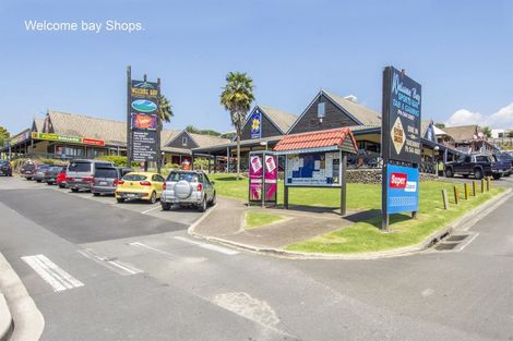 Photo of property in 5 Esmeralda Street, Welcome Bay, Tauranga, 3112