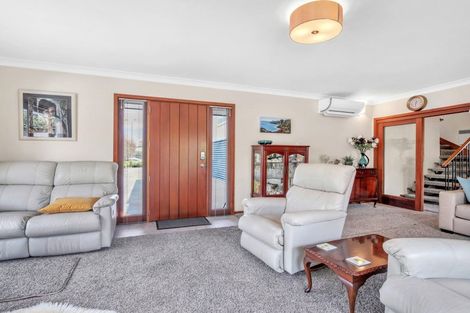 Photo of property in 2/19 Raxworthy Street, Ilam, Christchurch, 8041