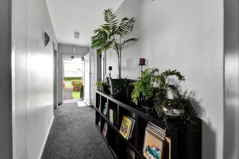 Photo of property in 65 Cloten Road, Stratford, 4332