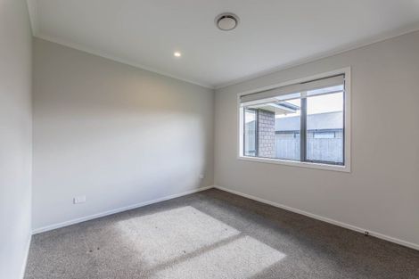 Photo of property in 6 Corsica Court, Fitzherbert, Palmerston North, 4410