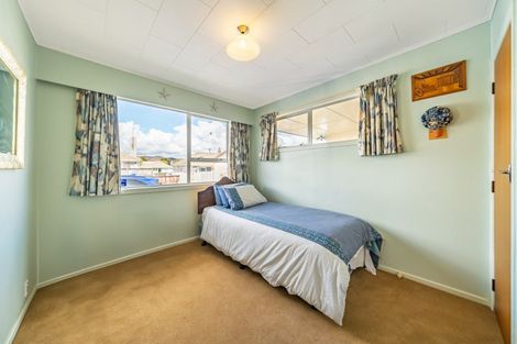 Photo of property in 16a Sheridan Crescent, Trentham, Upper Hutt, 5018