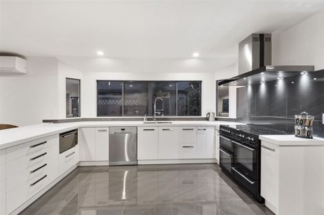 Photo of property in 19 Montrose Crescent, Huntington, Hamilton, 3210