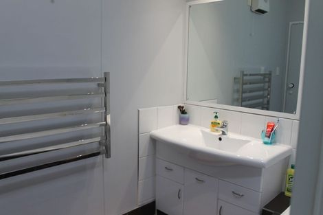Photo of property in 3/700 Duke Street, Mahora, Hastings, 4120