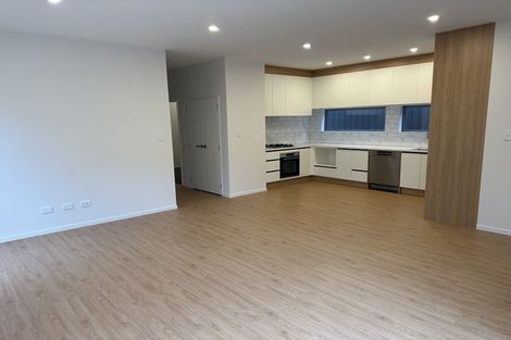 Photo of property in 11 Mata Road, Massey, Auckland, 0614
