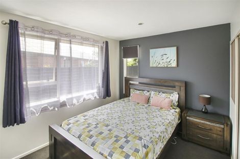 Photo of property in 25 Thistledown Place, Woolston, Christchurch, 8062