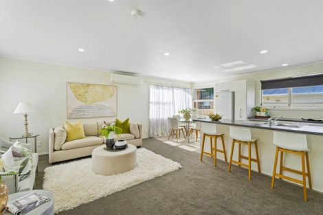 Photo of property in 91 Coronation Road, Mangere Bridge, Auckland, 2022