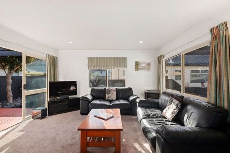 Photo of property in 492b Hibiscus Coast Highway, Orewa, 0931