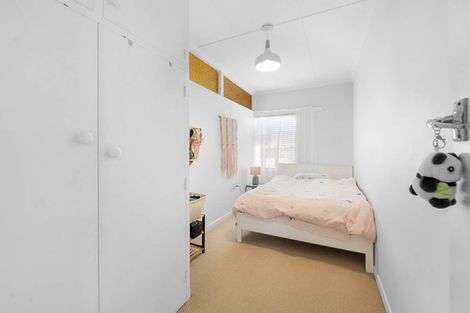 Photo of property in 2/184 Bucklands Beach Road, Bucklands Beach, Auckland, 2012