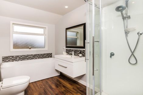Photo of property in 5/500 Kinloch Road, Kinloch, Taupo, 3377