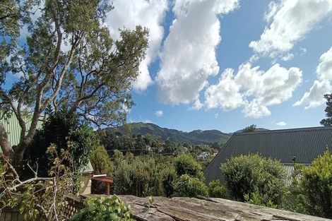 Photo of property in 6 Putnam Street, Northland, Wellington, 6012