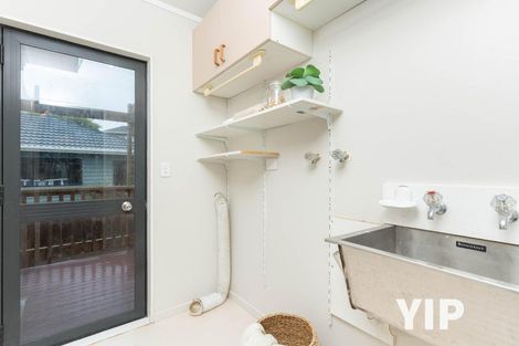 Photo of property in 10 Longmont Terrace, Churton Park, Wellington, 6037